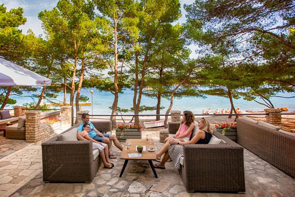 HVAR – VRBOSKA - AMINESS SENSES HOTEL 4*